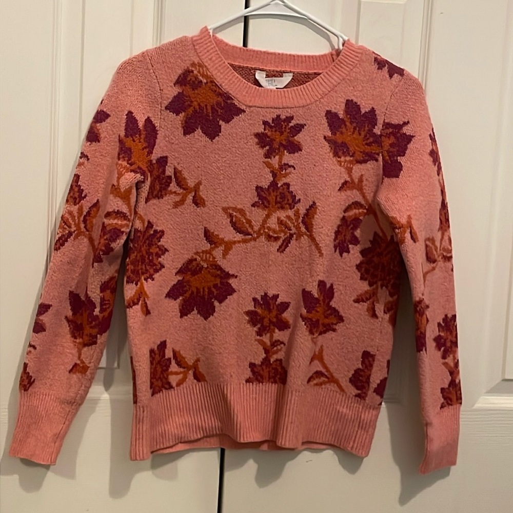 Pink flower print sweater